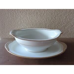 Noritake Fine China Guilford 5291 Oval Gravy Boat with Attached Underplate
